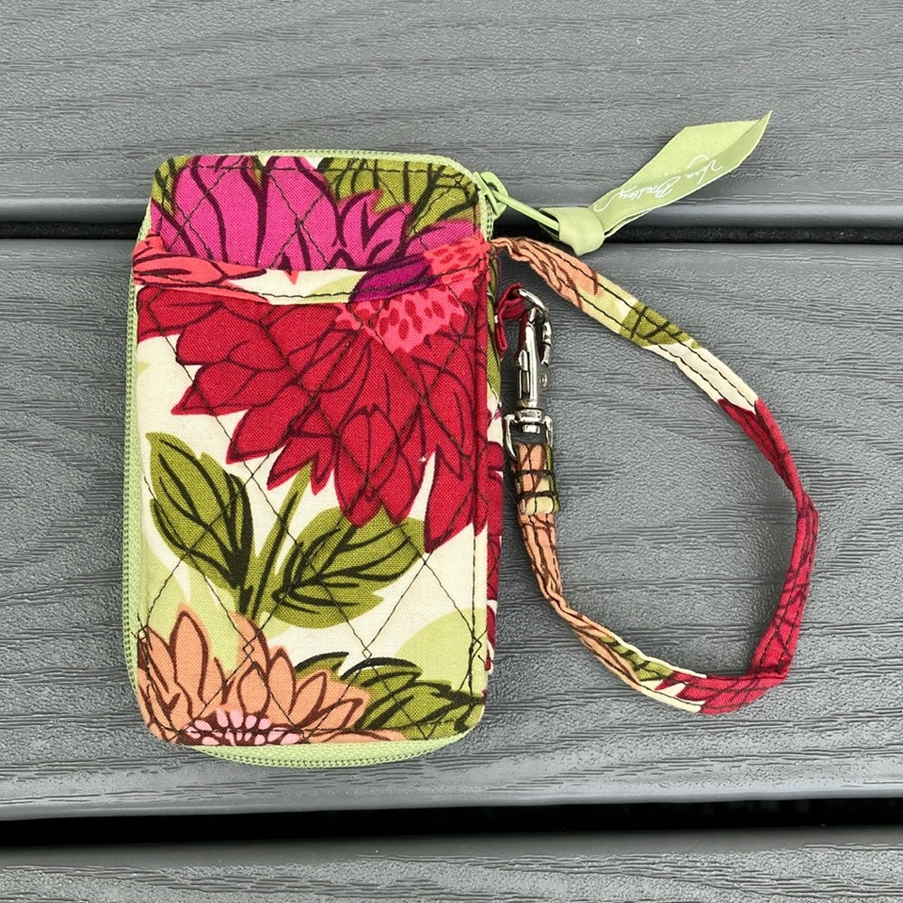 Vera Bradley Small Quilted Fabric Floral Wristlet Multicolor NWOT